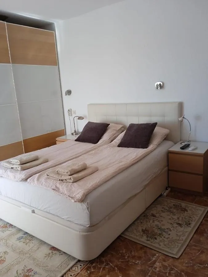 Cozy Apartment In Fuengirola Hills